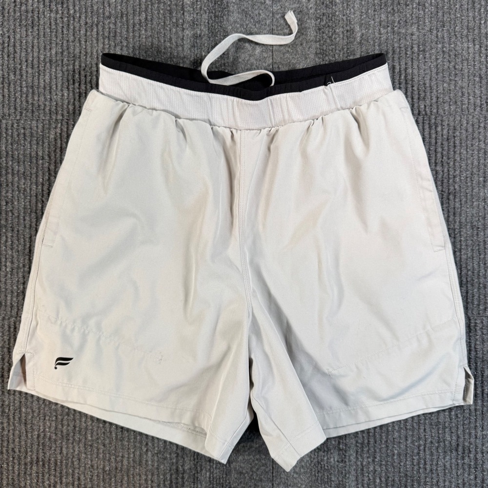 Fabletics Mens Gray Lined Athletic Training Running Shorts Size Small 6 Inseam